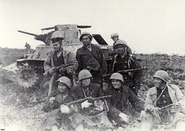 Фото: Участники Курильского десанта / Архивное фото