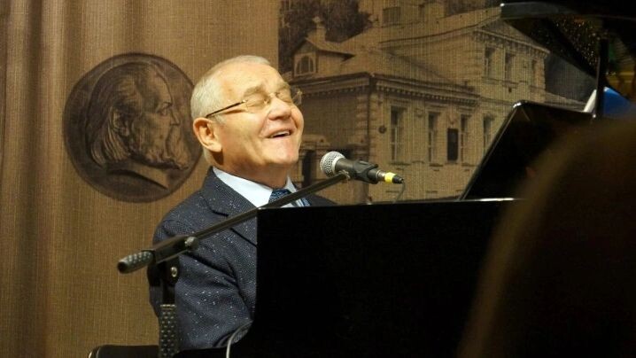    Александр Журбин проводит творческий вечер в Доме-музее А. И. Герцена. 2019 г. Фото: Светлана Головко/goslitmuz.ru