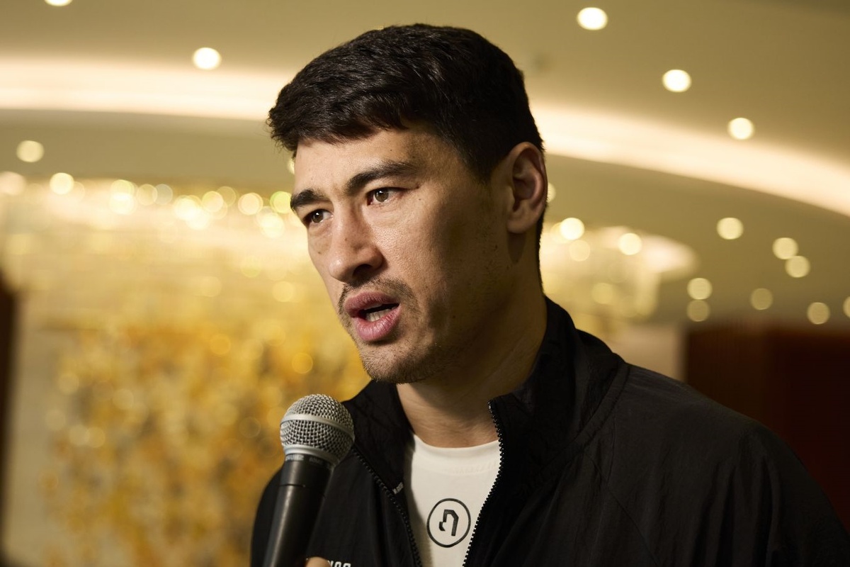 Дмитрий Бивол