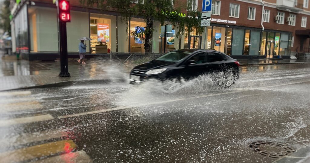 После пройденного пика жары Прикамье накроют дожди