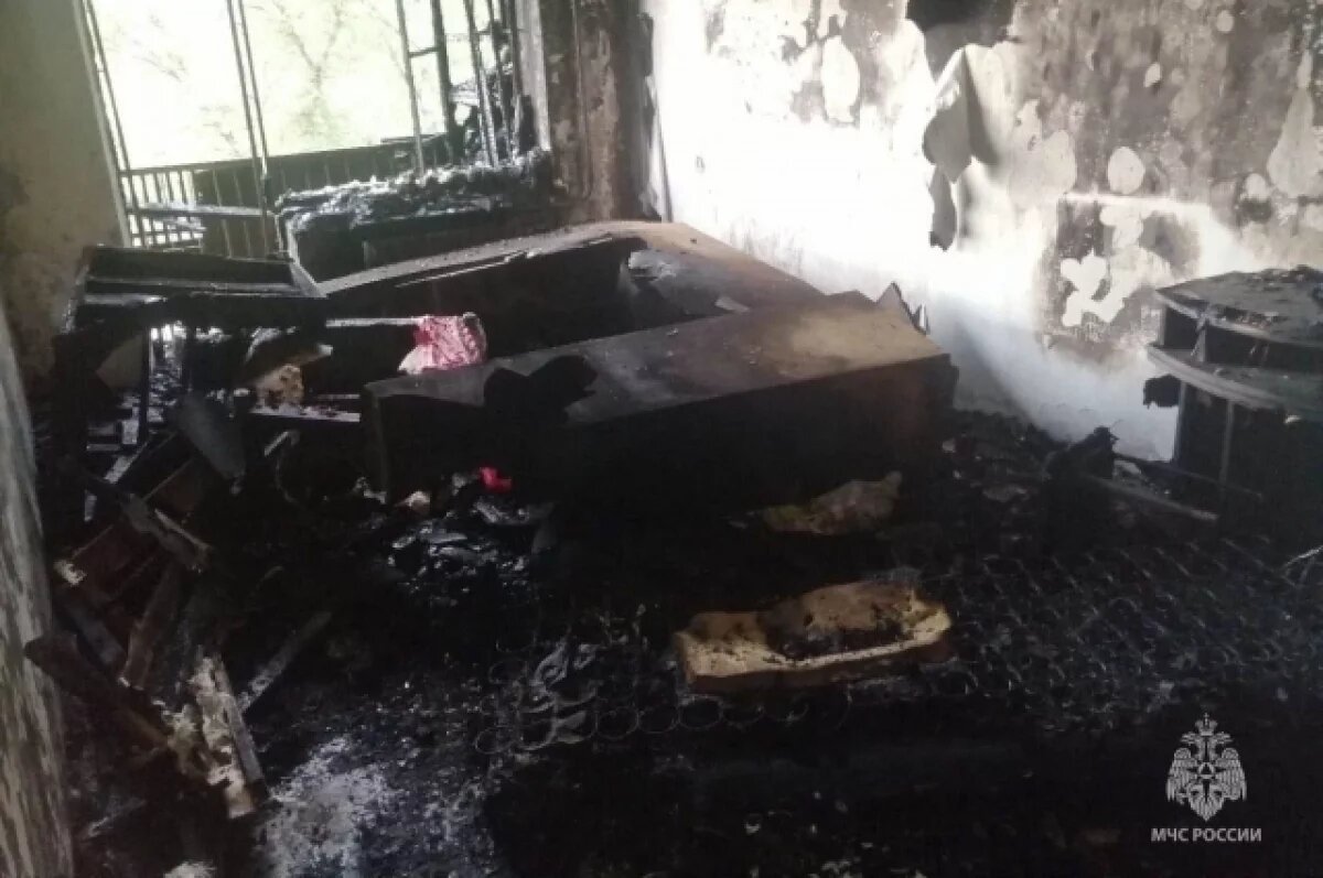    В Минусинске 25 человек эвакуировали из горящей пятиэтажки