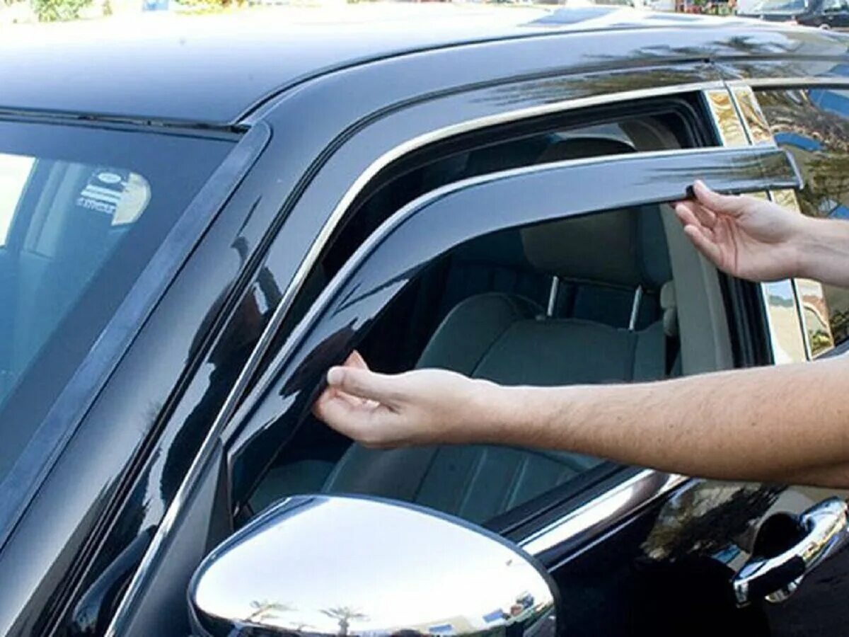 Фото заимствовано - https://imerica.ru/nad-steklom-avtomobilya-kak-nazyvaetsya