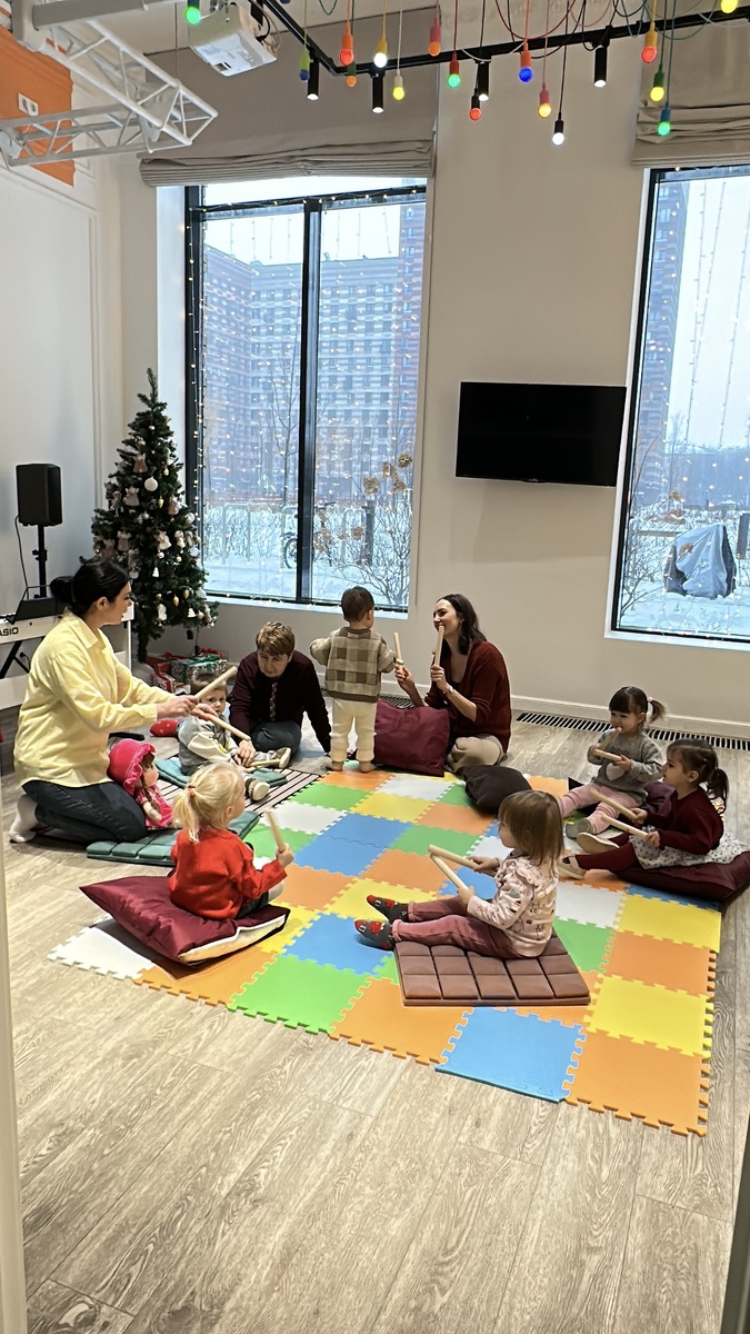 Занятия "Музыка с мамой" в творческом коворгинге "Flame&Go" 