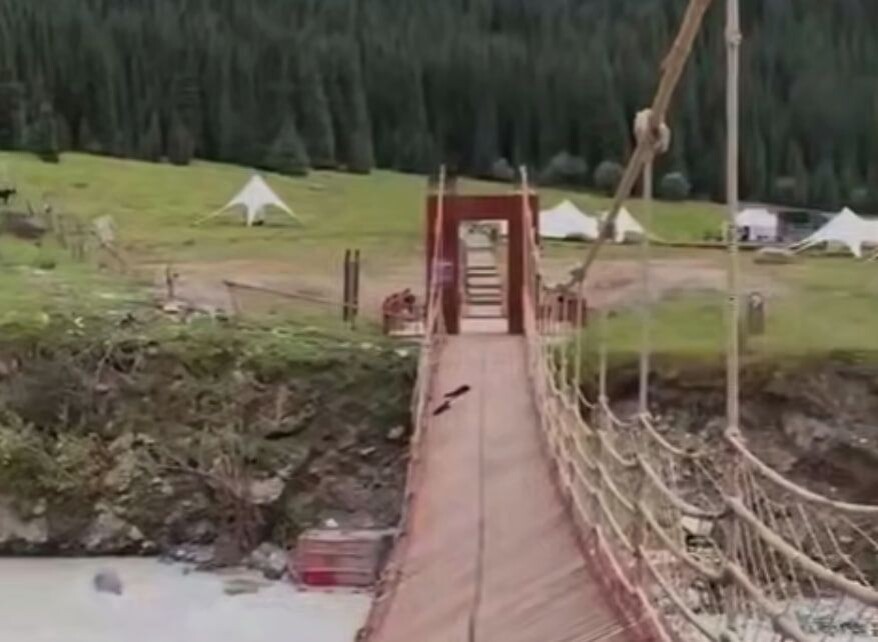     / Источник: Кадр из видео