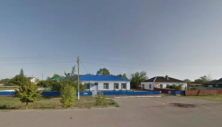 Вот здесь я была года два назад в последний раз. Предпочитаю платных, либо районных, потому что сюда только за справкой можно прийти.