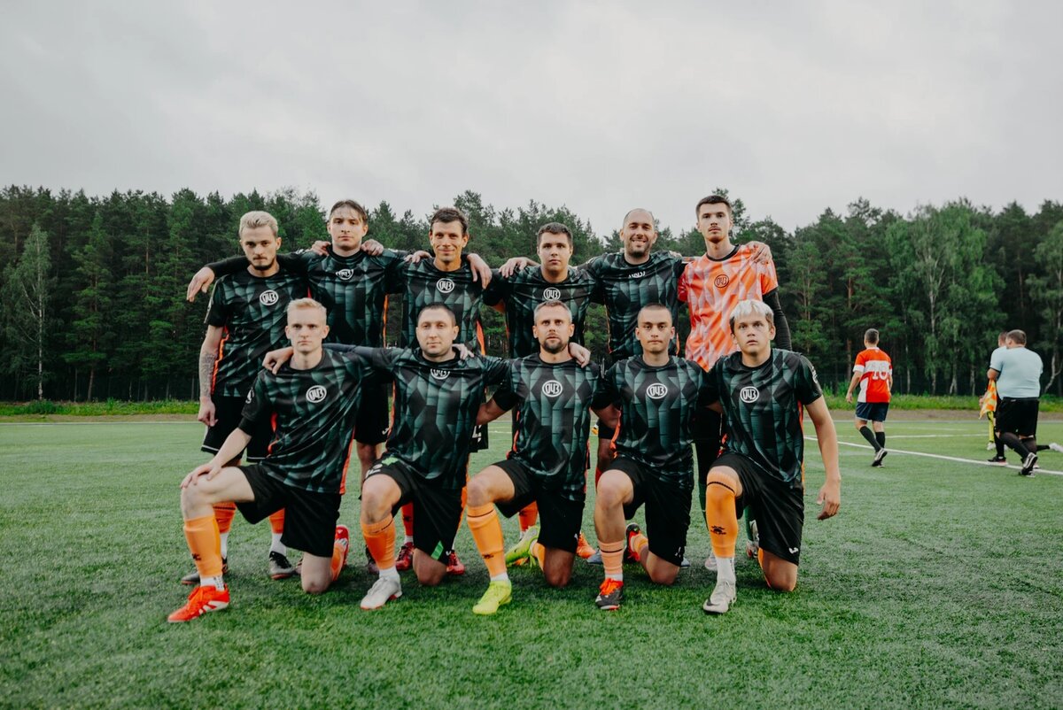 Фото ФК 043 перед домашним матчем с Айсбергом