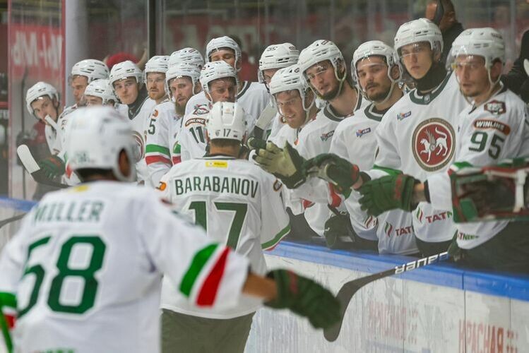    «Ак Барс» обыграл «Нефтяник» со счетом 4:3 в товарищеском матче.   
Фото: ak-bars.ru