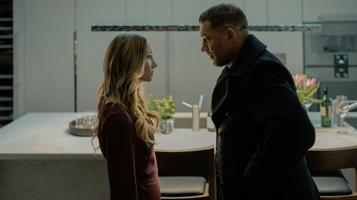 Кадр из сериала "Гангстерленд"