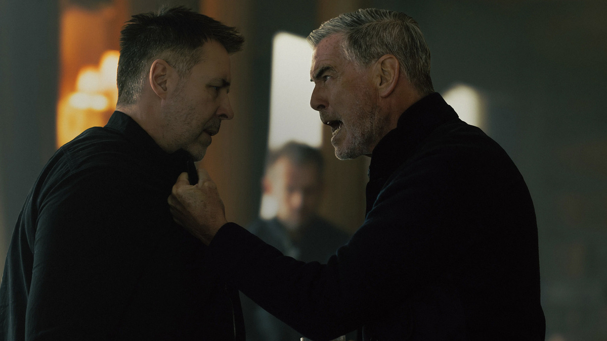 Кадр из сериала "Гангстерленд"