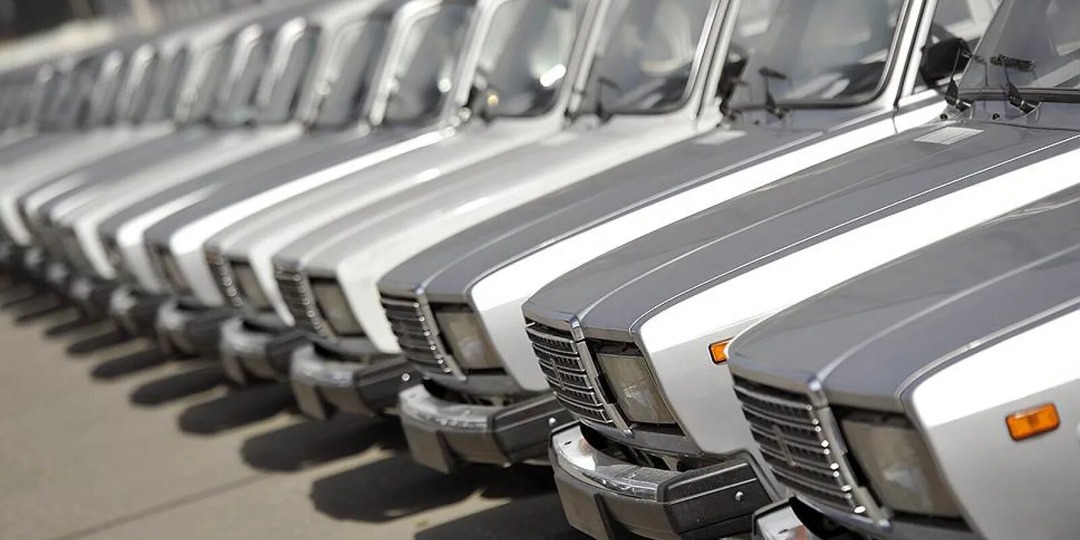 «Забытые сокровища автопрома»: новые «Жигули» 2005 года на продажу