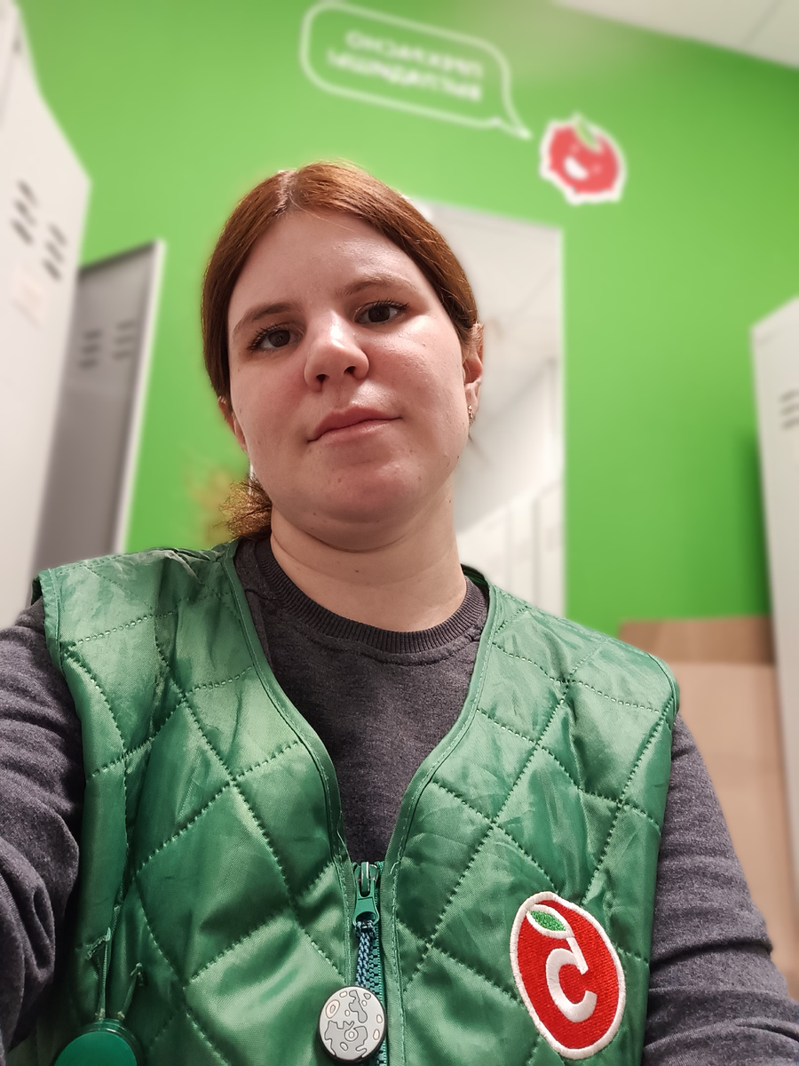 Автор канала, 33 года, работала в Пятёрочке с 2023 и до декрета 