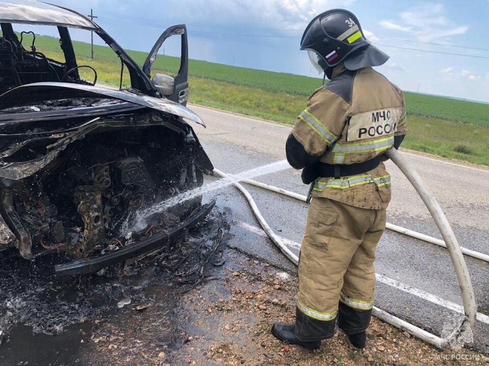    Пять автомобилей сгорели за сутки в Алтайском крае. Источник: ГУ МЧС по Алтайскому краю