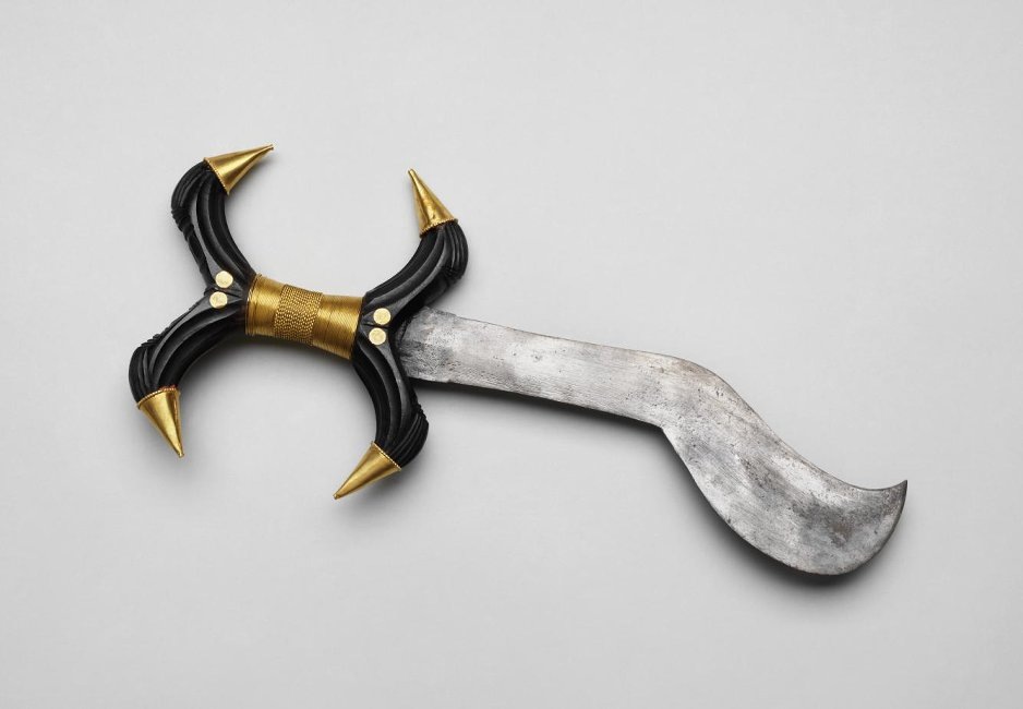 Подарок Насера Брежневу - кинжал народа беджа