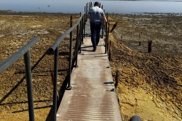    Кислотонакопитель сейчас заполнен достаточным количеством воды. Фото: Из архива/ пресс-служба правительства РК.