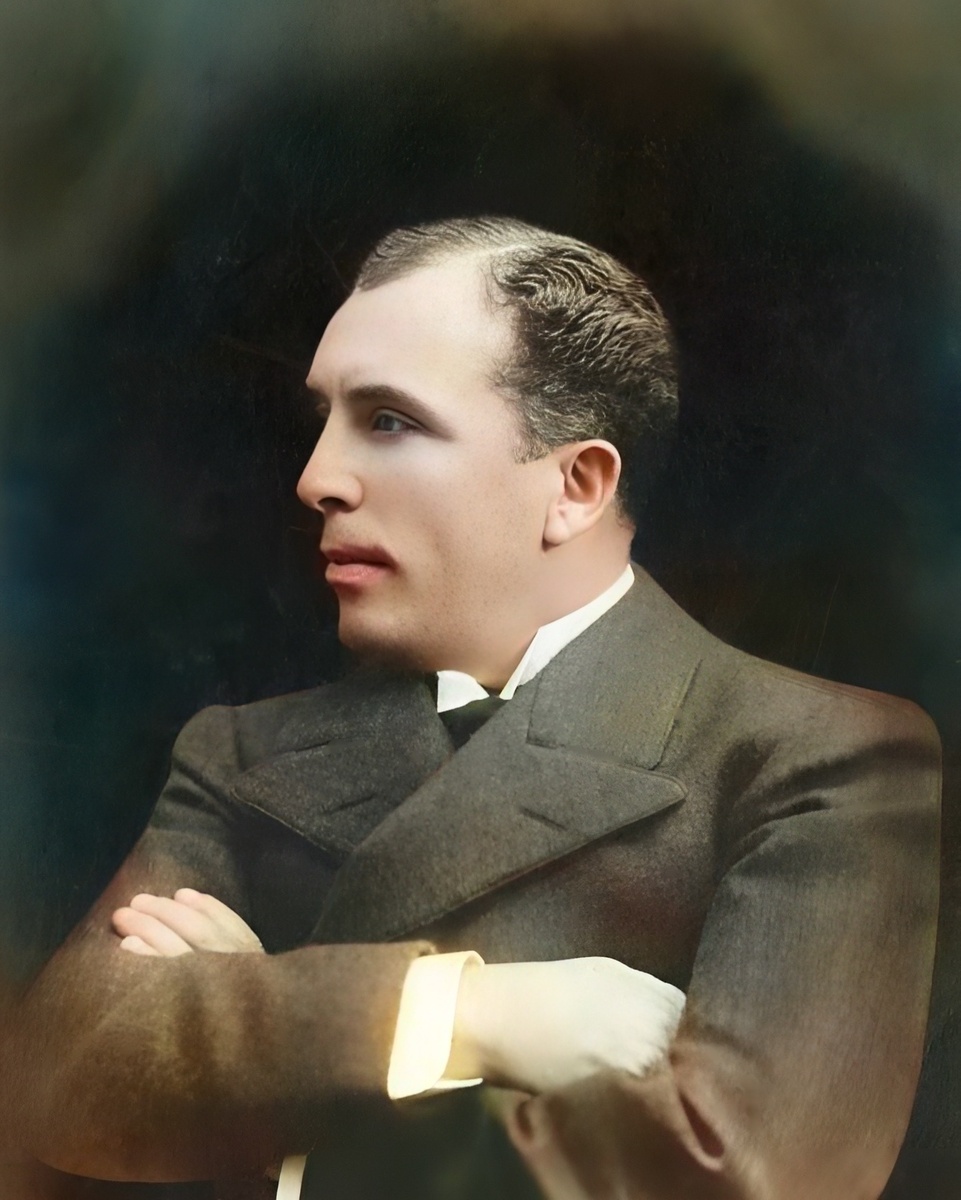 Александр леонидович Вишневский.