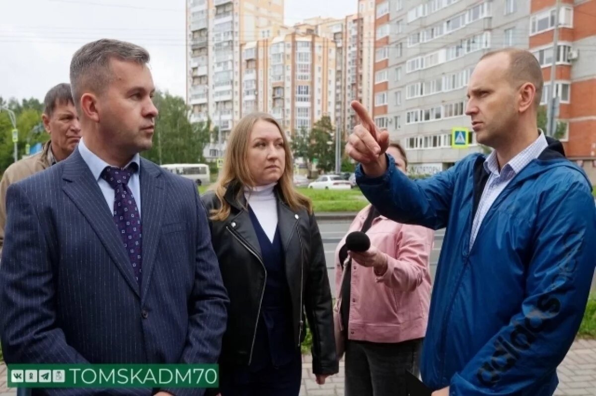   Дмитрий Махиня проверил ход ремонтных работ на теплосетях в Томске