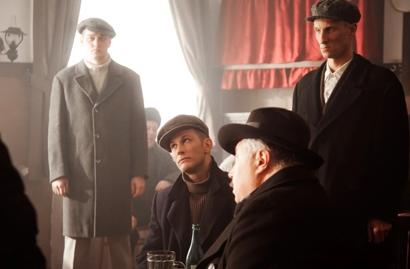 Фрагмент из фильма "Прыжок богомола"