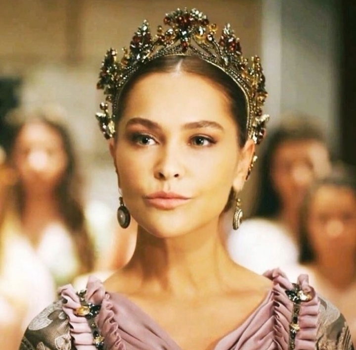                                  Сафие Султан 