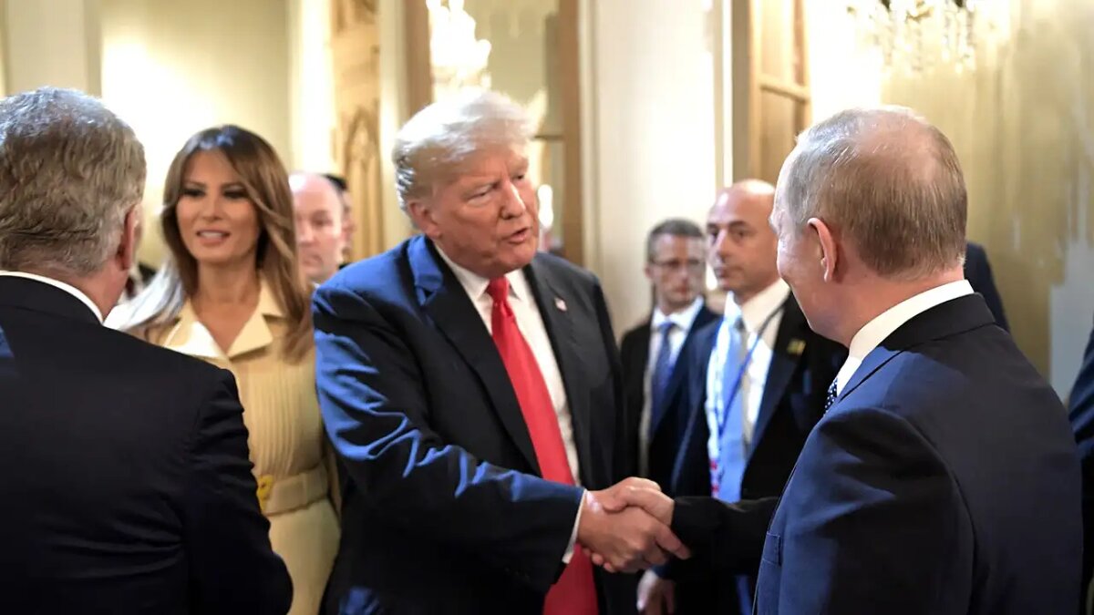    Встреча Владимира Путина и Дональда Трампа в 2018 году.