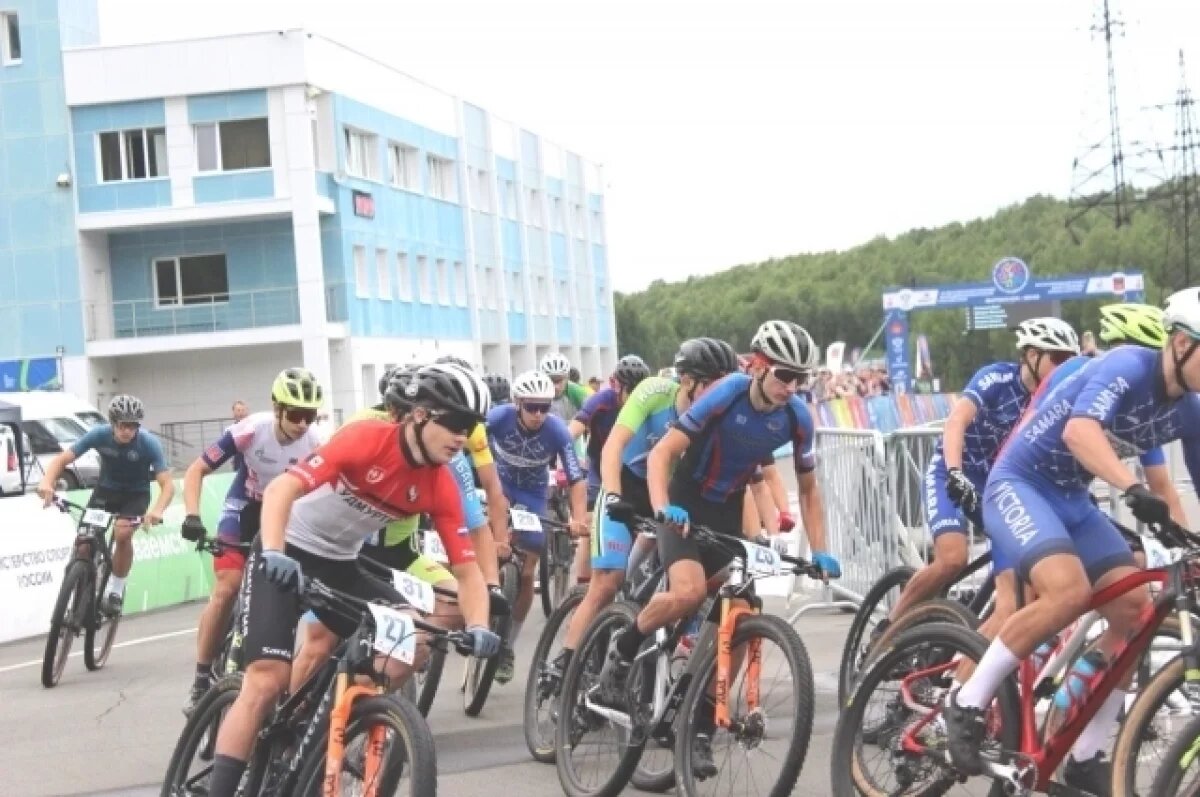    Молодые велосипедисты соревновались в мурманской Долине Уюта