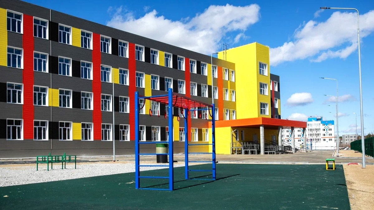    Андрей Трубецкой объявил о завершении строительства новой школы в Сургутском районе