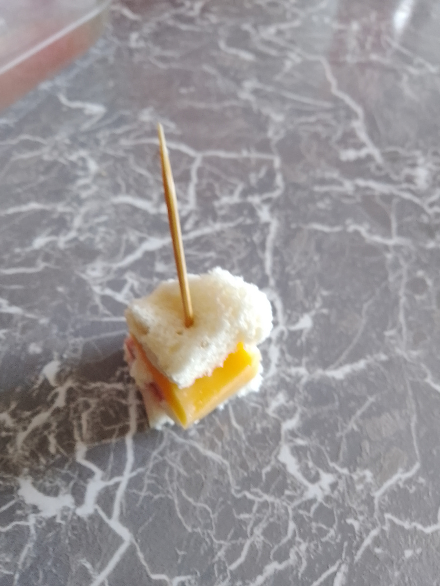 Привет в этой статье будем делать канапе 