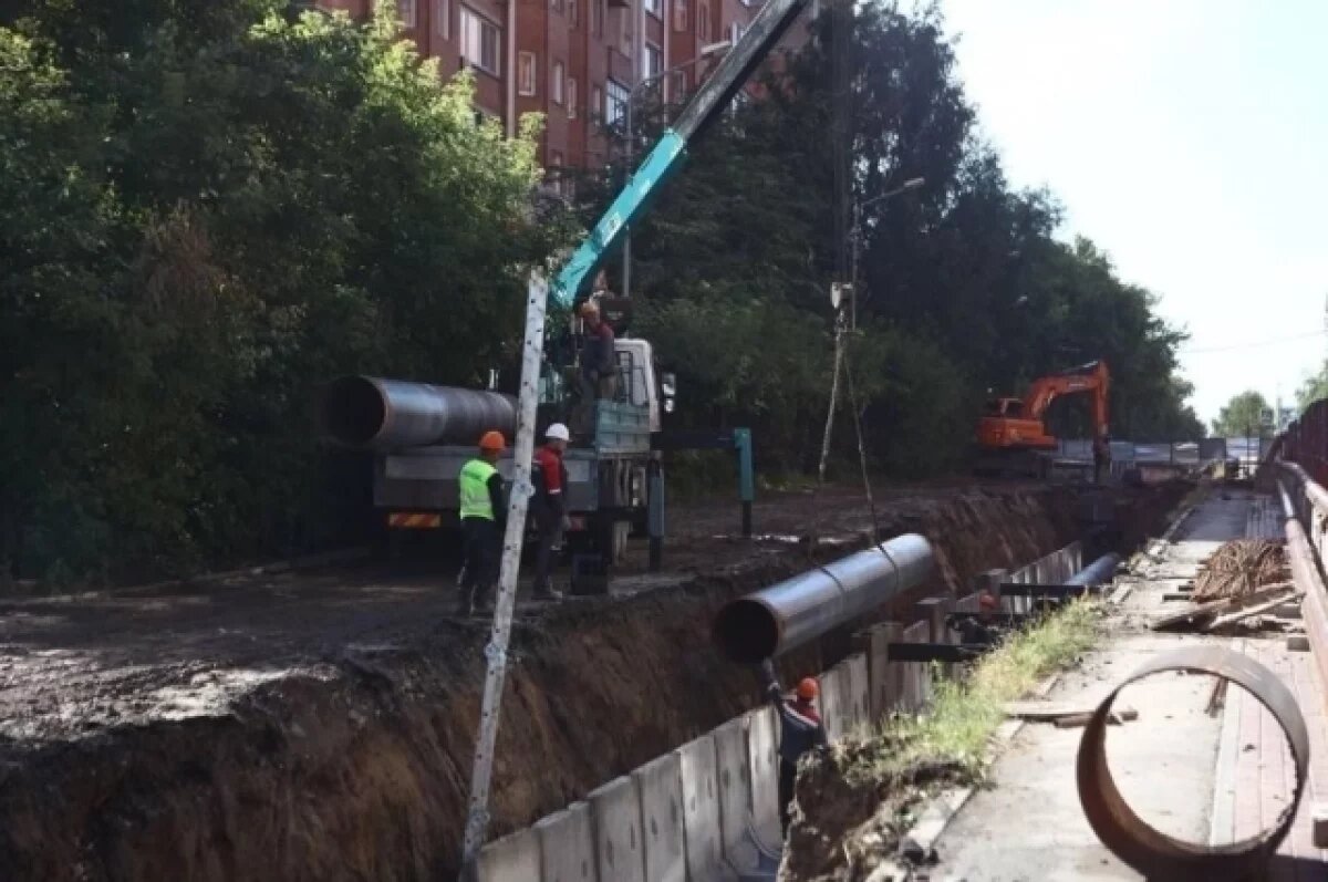    Замена изношенных теплосетей продолжается на двух улицах Новосибирска