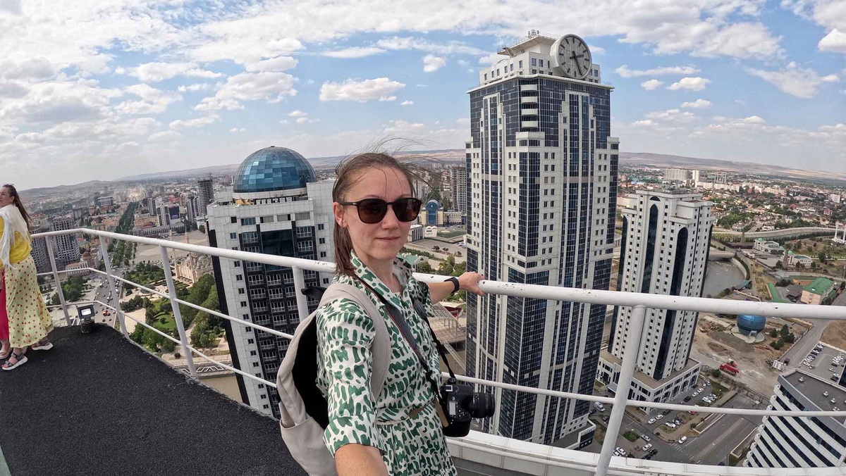 Грозный — один из городов-лидеров нашей страны по масштабам строительства. Сегодня его современности и внешнему облику могут позавидовать многие областные центры России