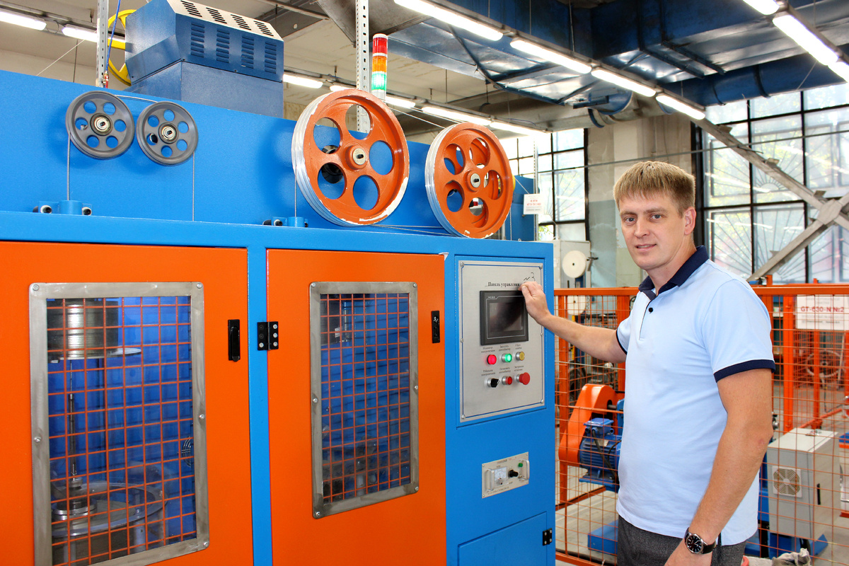 О. В. Плотников вернулся в цех 4 в новом качестве