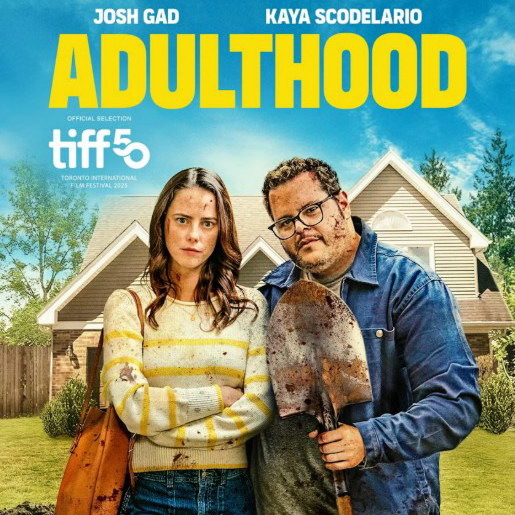     Кая Скоделарио и Джош Гад пытаются избавиться от трупа и свидетелей в трейлере комедии «Дело семейное»