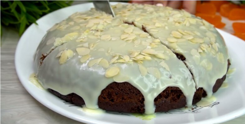 Пирог на сковороде к чаю, который я успеваю приготовить пока закипает чайник