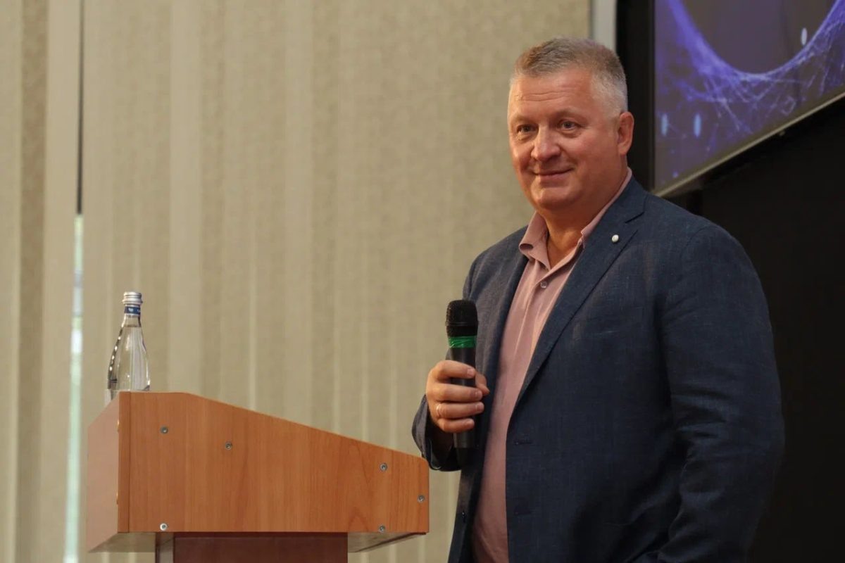    Около 200 человек из регионов России проходят обучение по управлению инвестиционным климатом в Нижегородской области