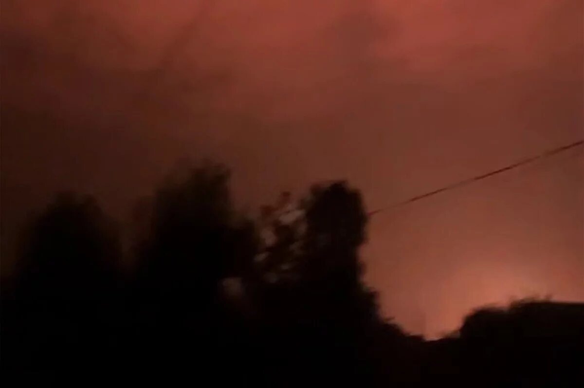    В результате удара по Кривому Рогу поражены склады, на которых хранилось вооружение, поставленное киевскому режиму.