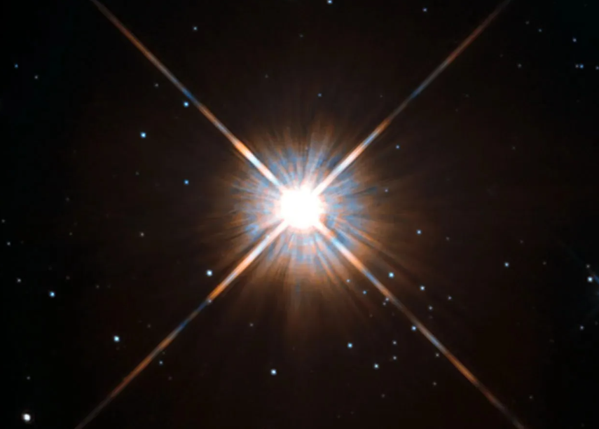 ESA/NASA📷Проксима Центавра в объективе телескопа «Хаббл»