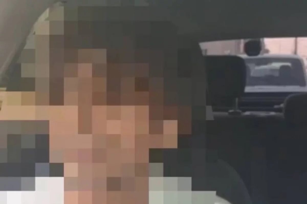    В Ижевске задержали водителя авто, устроившего дебош у здания правительства