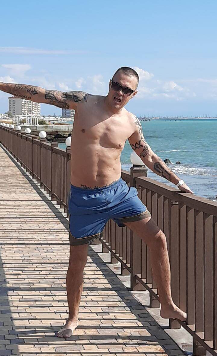 Начало пути. Море, солнце и дряблый живот. Всё снаружи хорошо — а внутри нет системы.