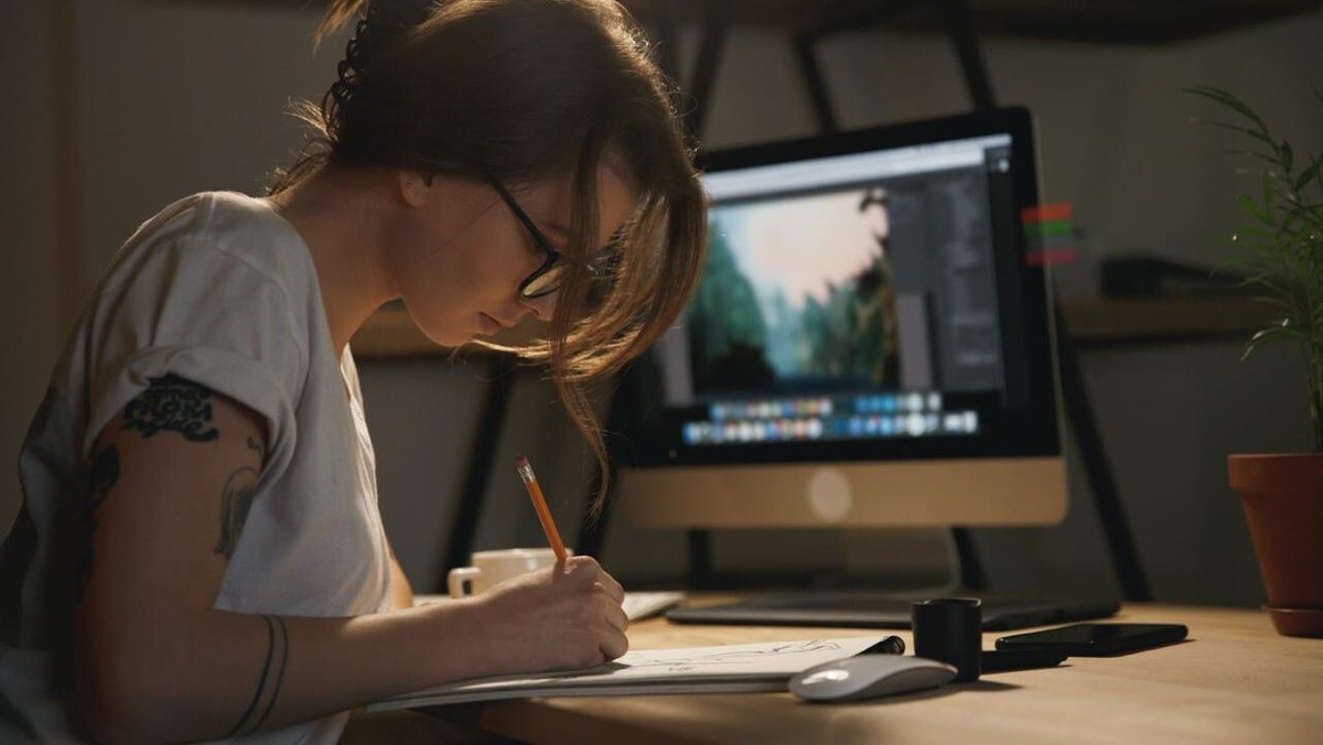    В резюме стоит указать даже те проекты, в которых вы не были трудоустроены официально. Фото: Freepik