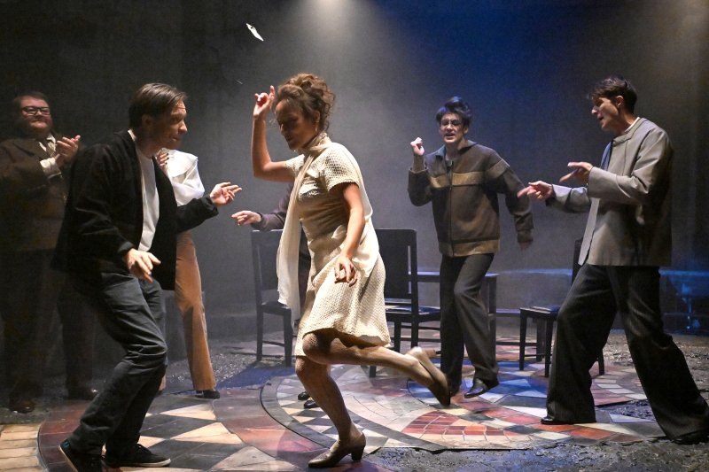 Утиная охота. Фото с сайта: rg.ru: https://cdnstatic.rg.ru/resize800x533/uploads/photogallery/2024/09/30/indexphp_c3d.jpg