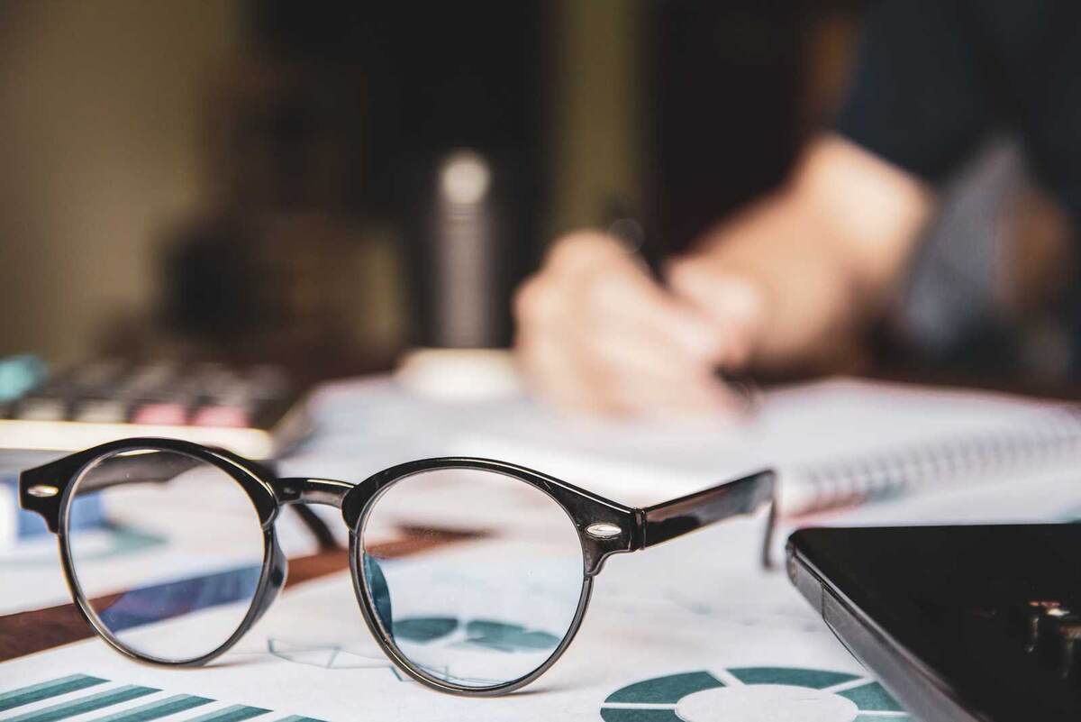 Отказ в кредите - еще не конец света. Планы можно откорректировать, а самому за это время - улучшить свои имидж заемщика.