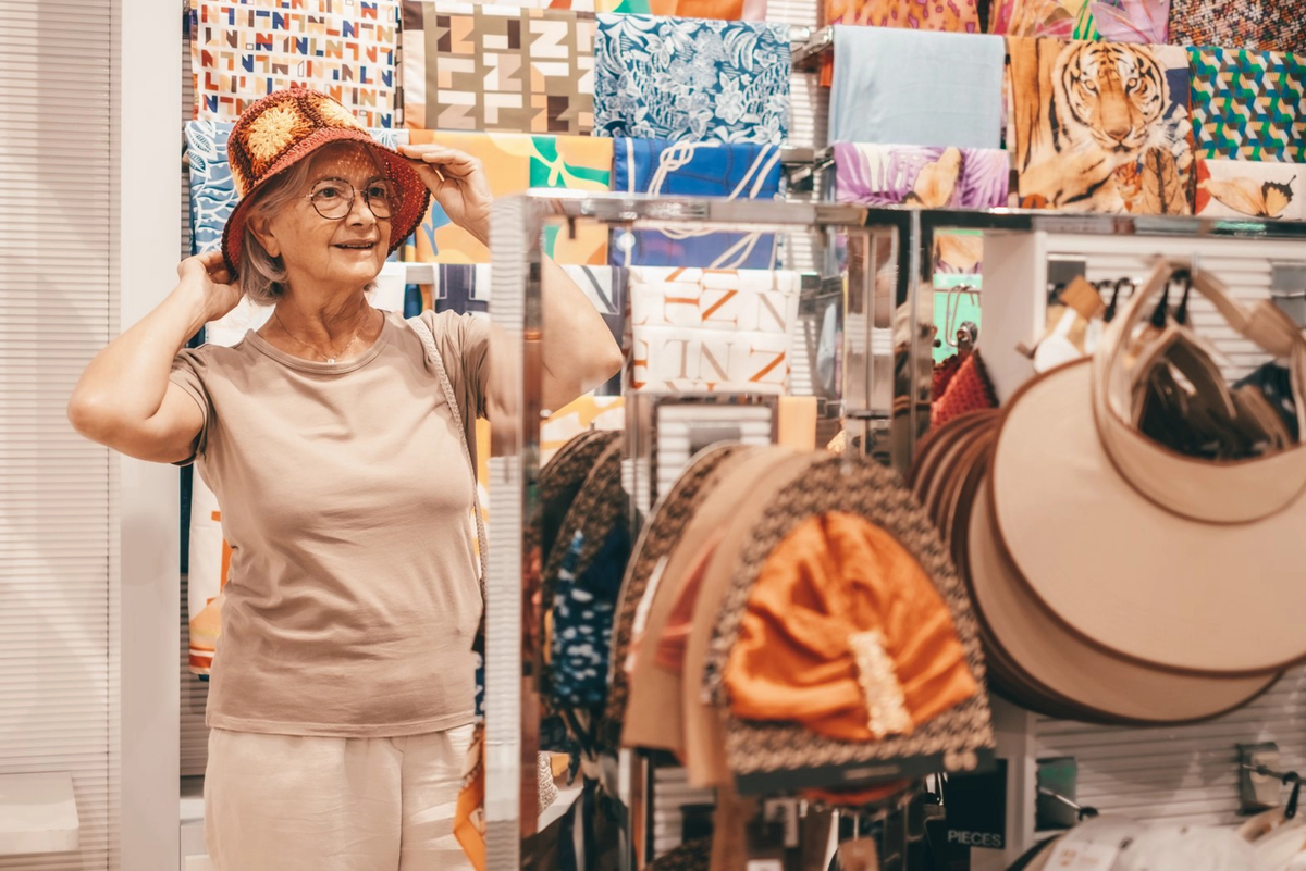 Не забудьте привезти из Краснодара местные сувениры Источник фото: elements.envato.com