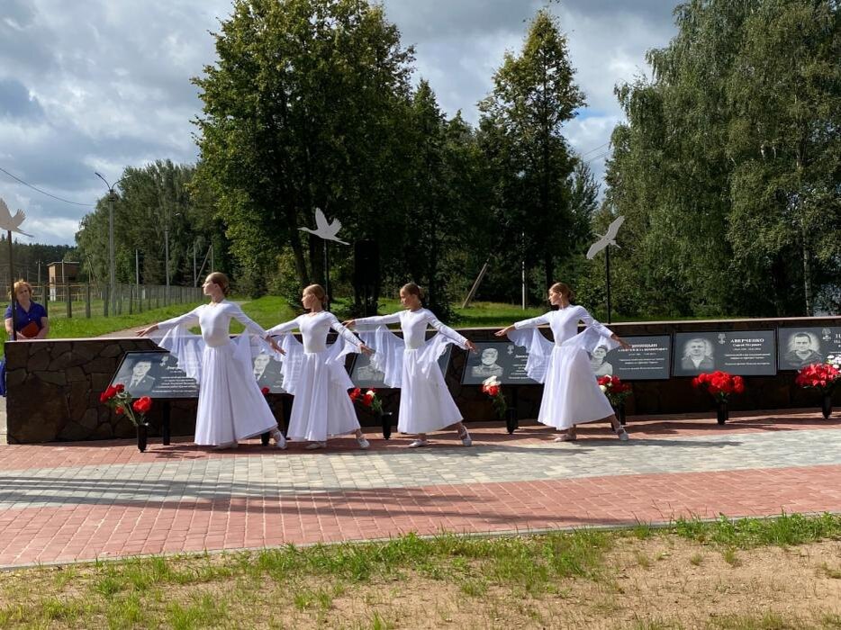 Память погибших пограничников почтили в Себеже
Фото: газета «Призыв»