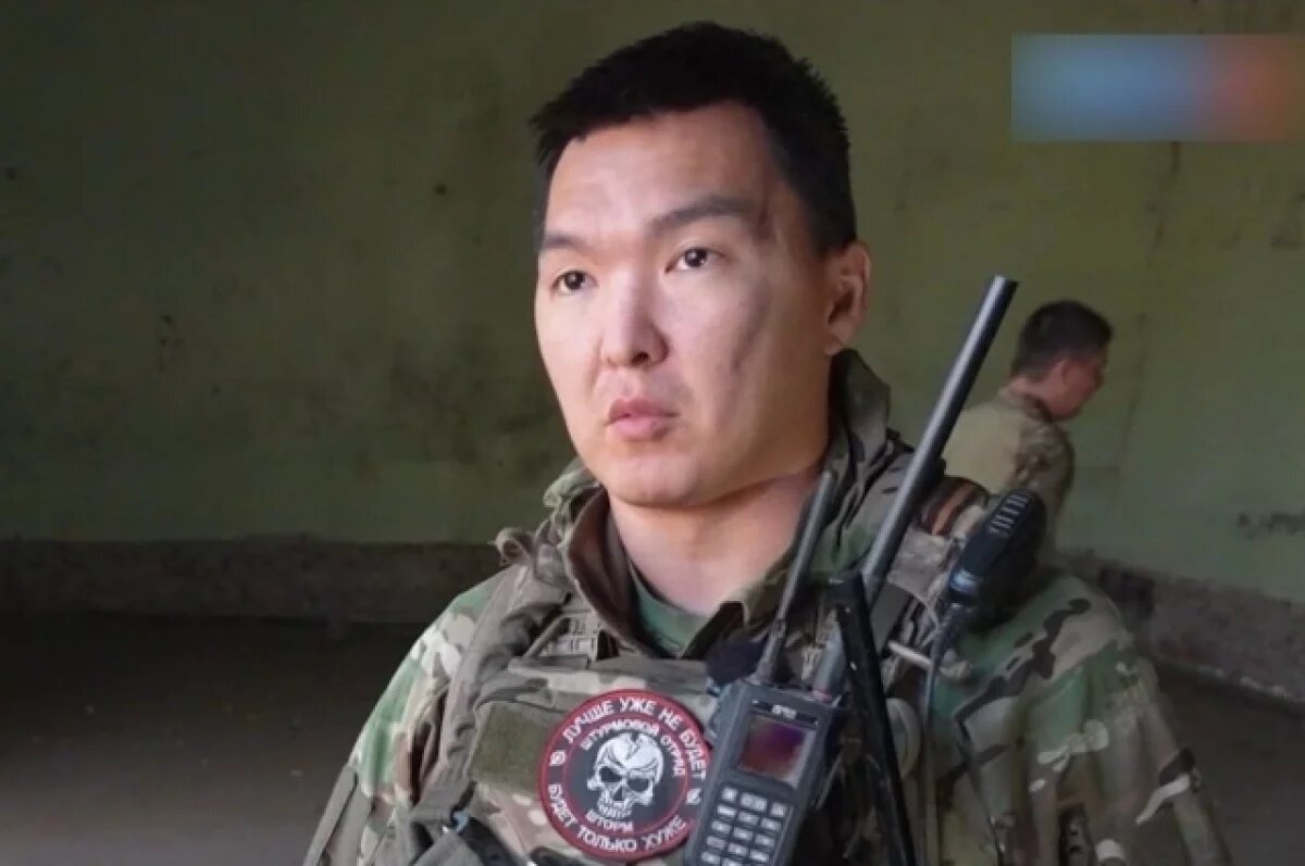    Гвардии подполковнику Ангархаеву из Бурятии присвоено звание Героя России