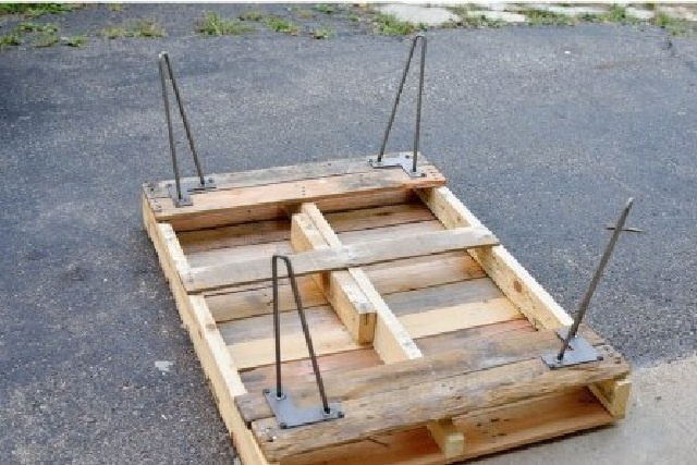 15 шедевров из поддонов, которые преобразят ваш участок или дом