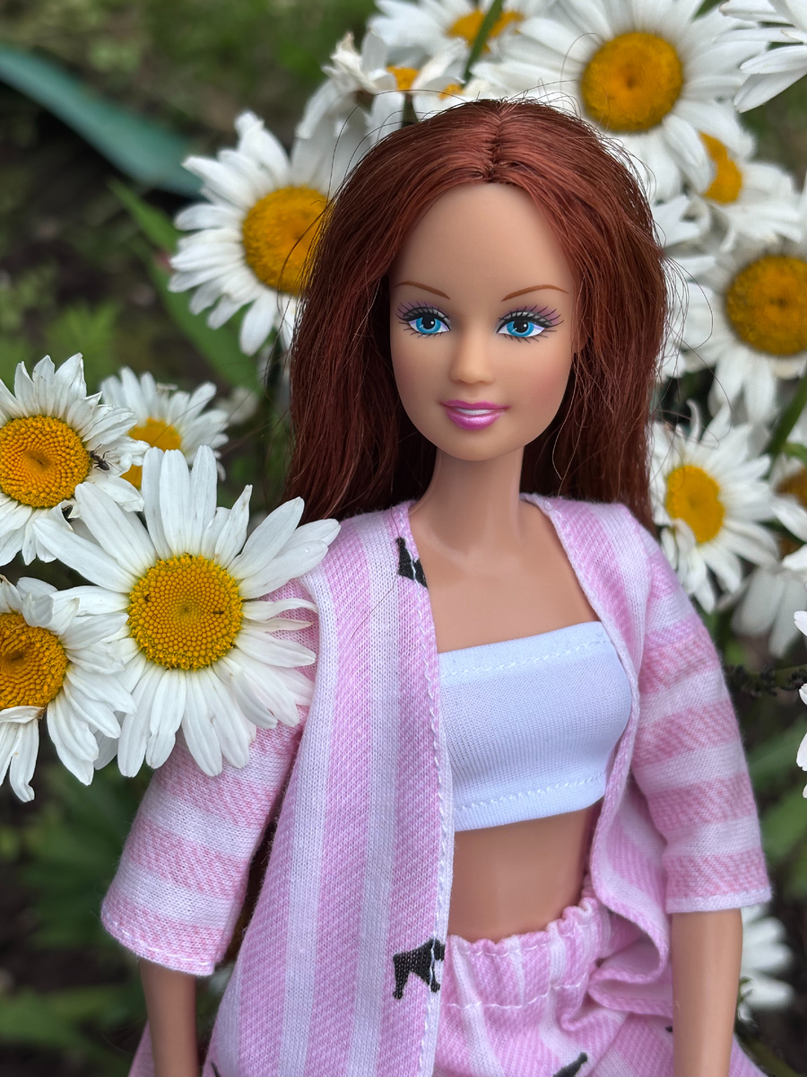 Ромашки- тоже отличный вариант)