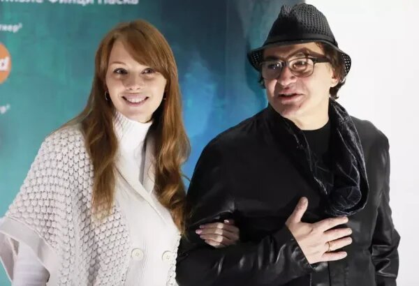    Дмитрий Дибров с женой. Фото: КП