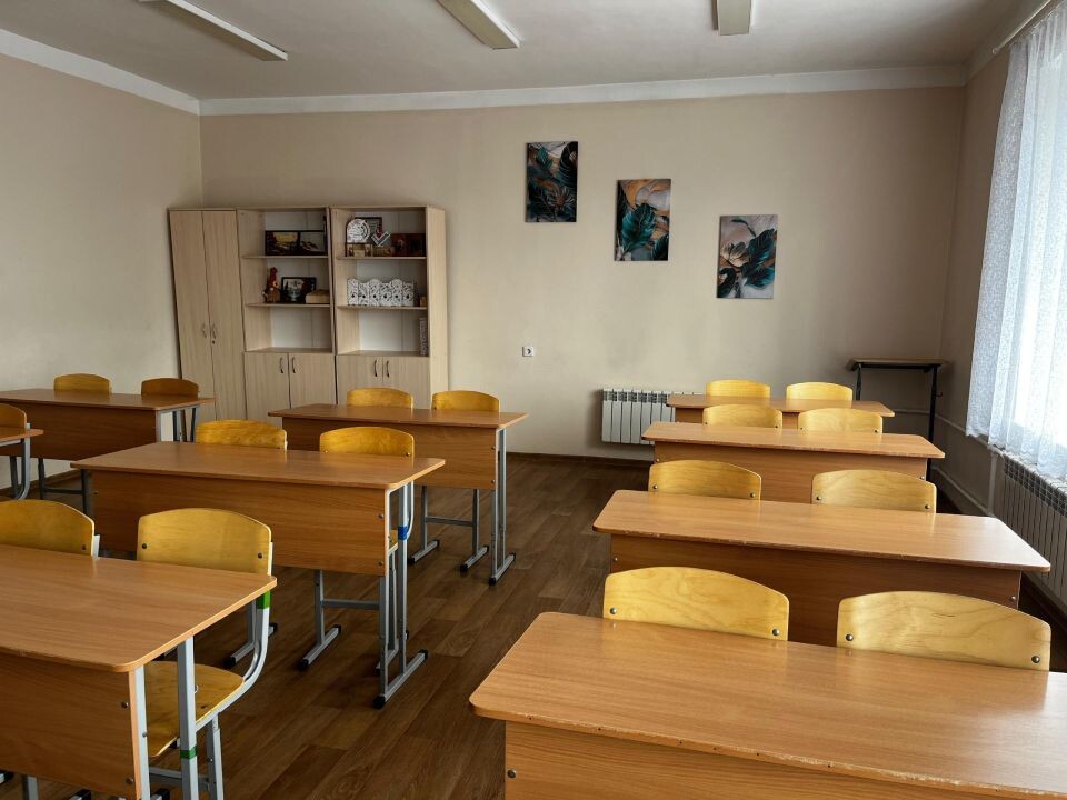    Школы Бийска готовят к новому учебному году. Источник: Пресс-центр администрации Бийска