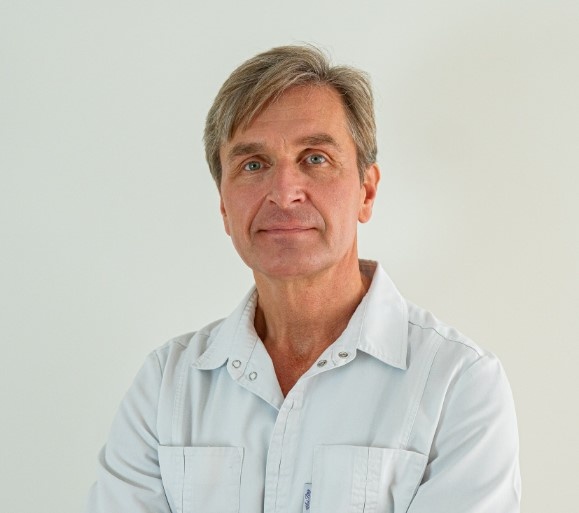 Врач предупредил россиян, что входящий в состав алкоголя этанол и его метаболиты — это канцерогены, провоцирующие рак печени, поджелудочной железы, желудка, кишечника, гортани и молочных желез. 