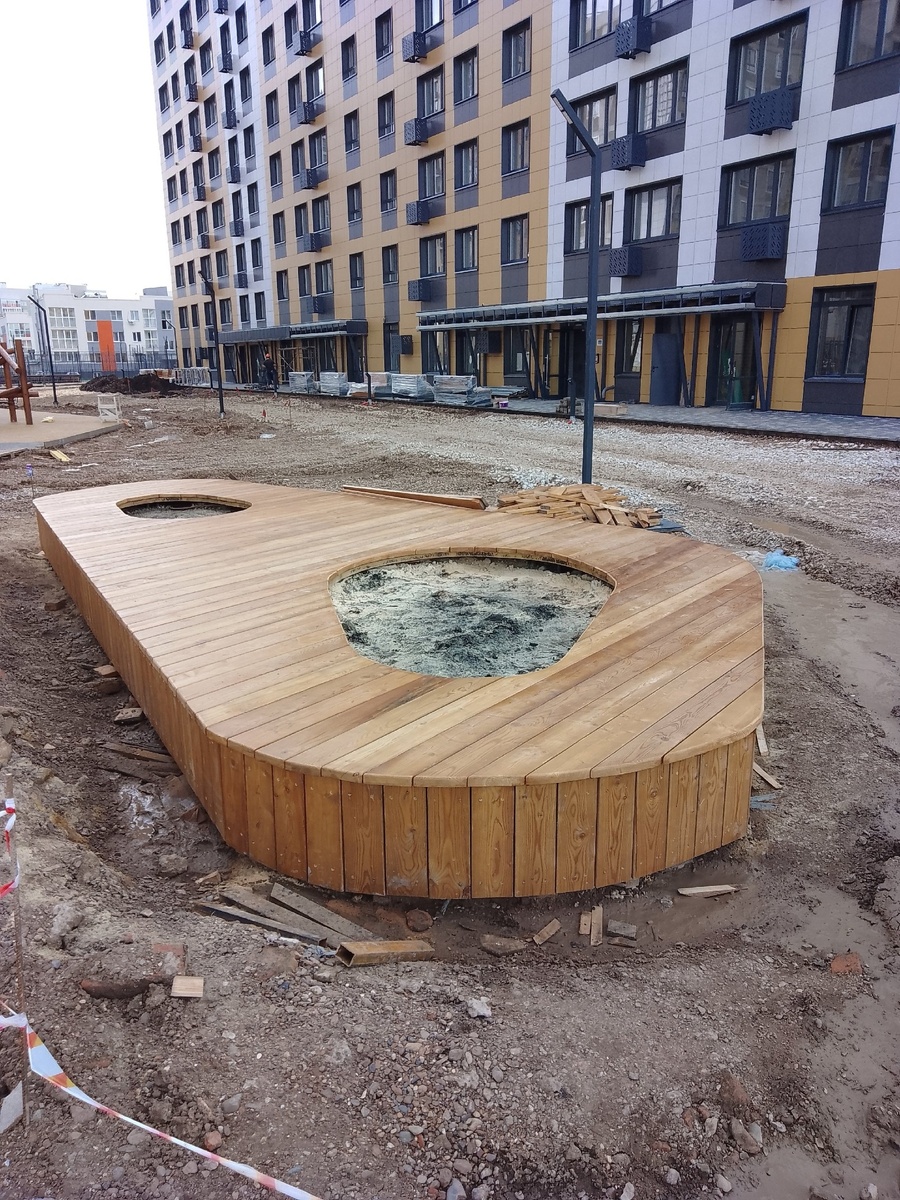 Подиум-клумба, фото автора