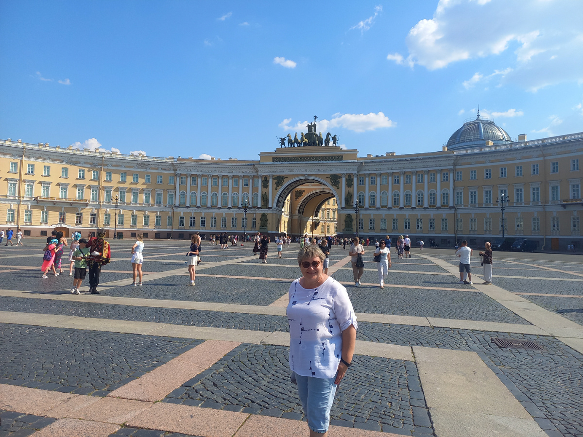 Санкт-Петербург. Июль 2025 года. 