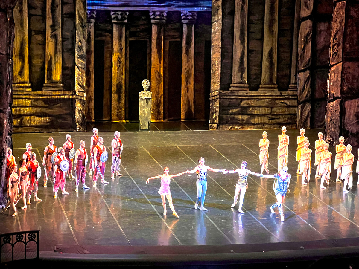 Балет «Спартак». Краснодарский музыкальный театр. 